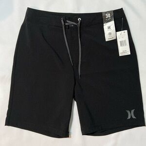 NWT Hurley One And Only Solid 20” Board Shorts Black Size 30